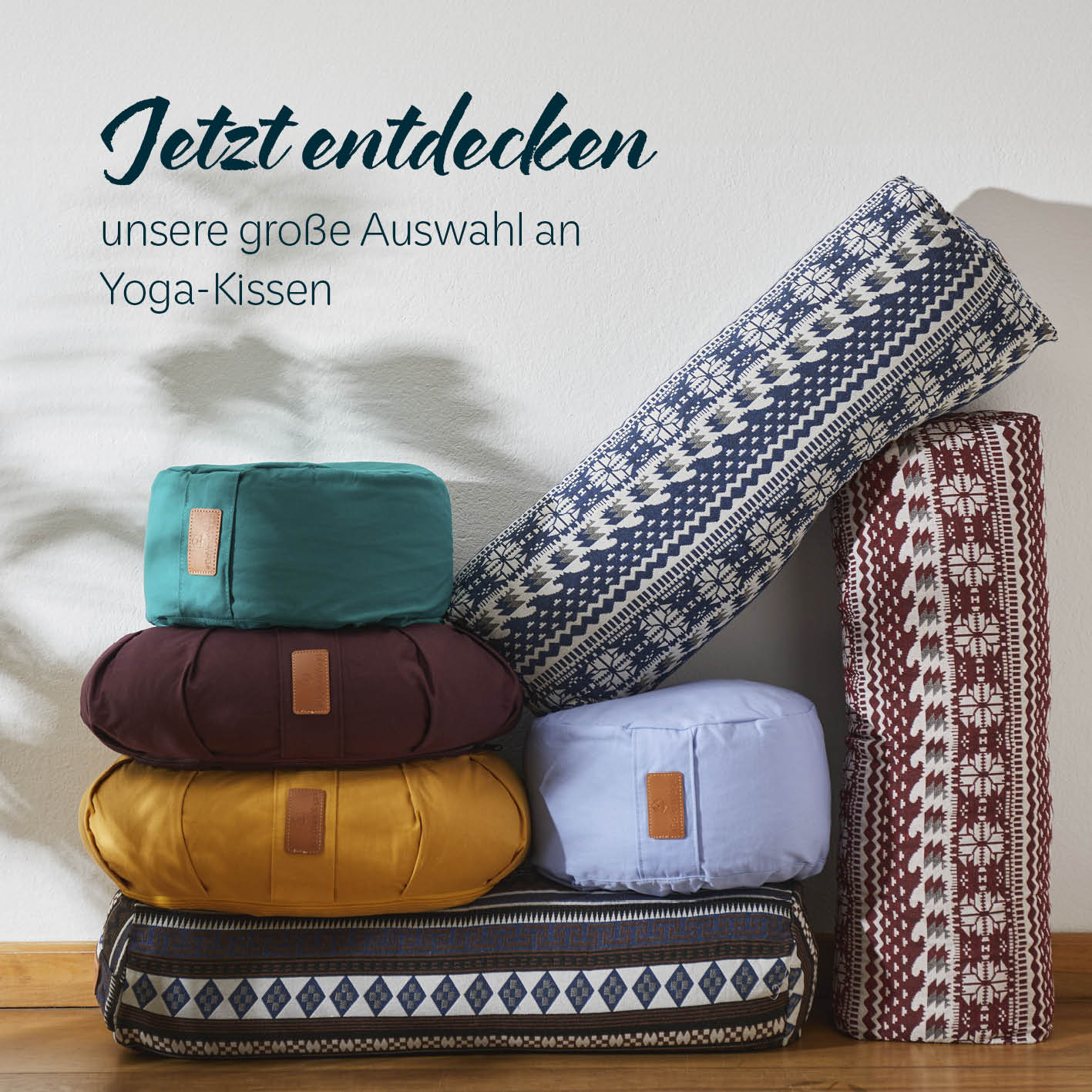 Yoga-Bolster Paravati - gefüllt mit Bio-Dinkelspelz - 67 x 22 x 13 cm - Style 9 (Rot-Weiß) - Image 7