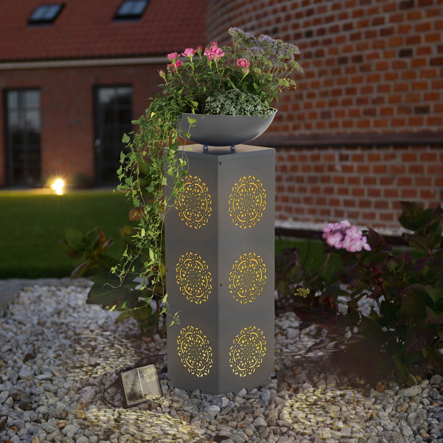 LED-Dekosäule Beton-Optik "Mandala" - 87 cm - Image 6