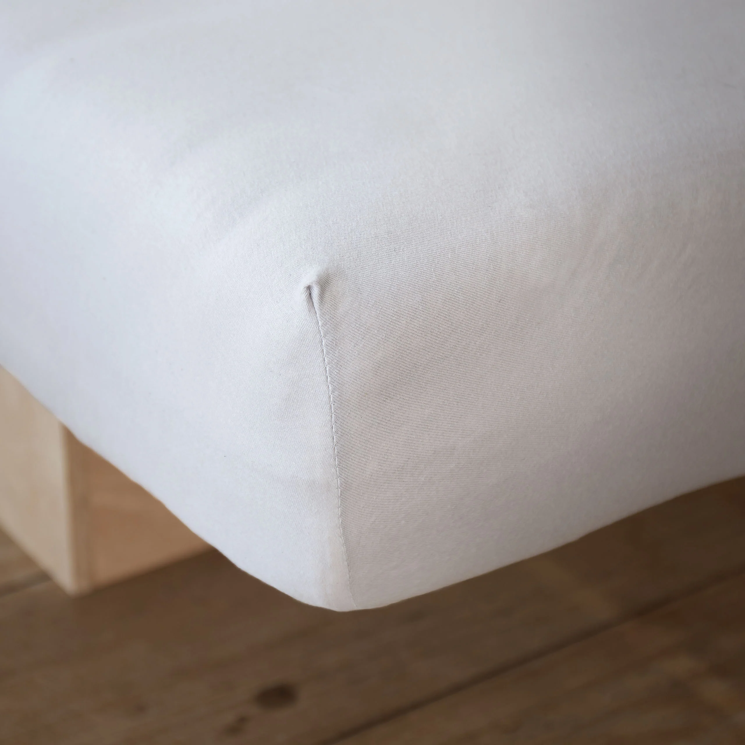 Comfort Jersey Spannbettlaken - 160 g/m² 100% Baumwolle - 100-120 x 200 cm - Weiß - Image 6