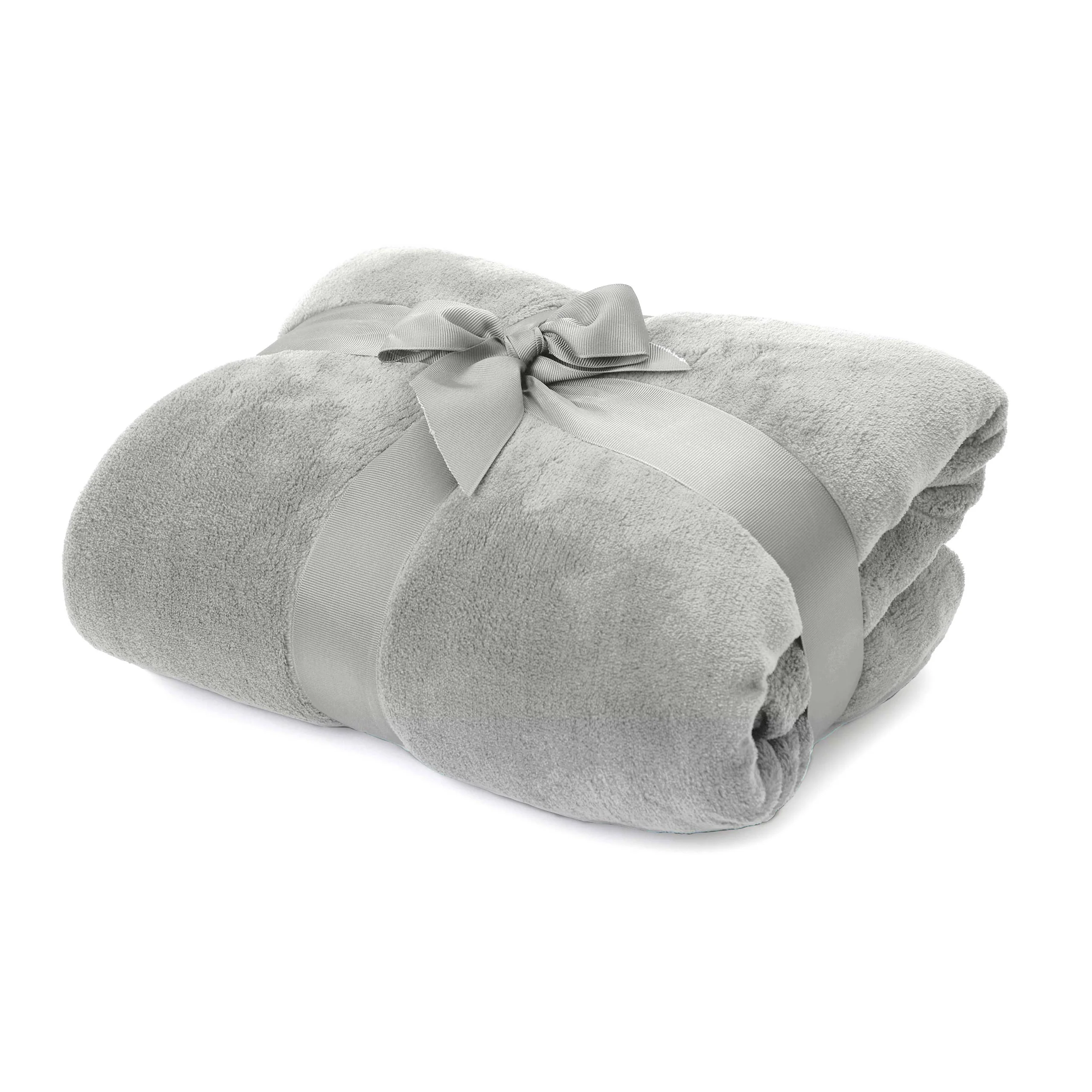 Kuscheldecke - 150x200cm - Sofadecke & Tagesdecke - Hellgrau