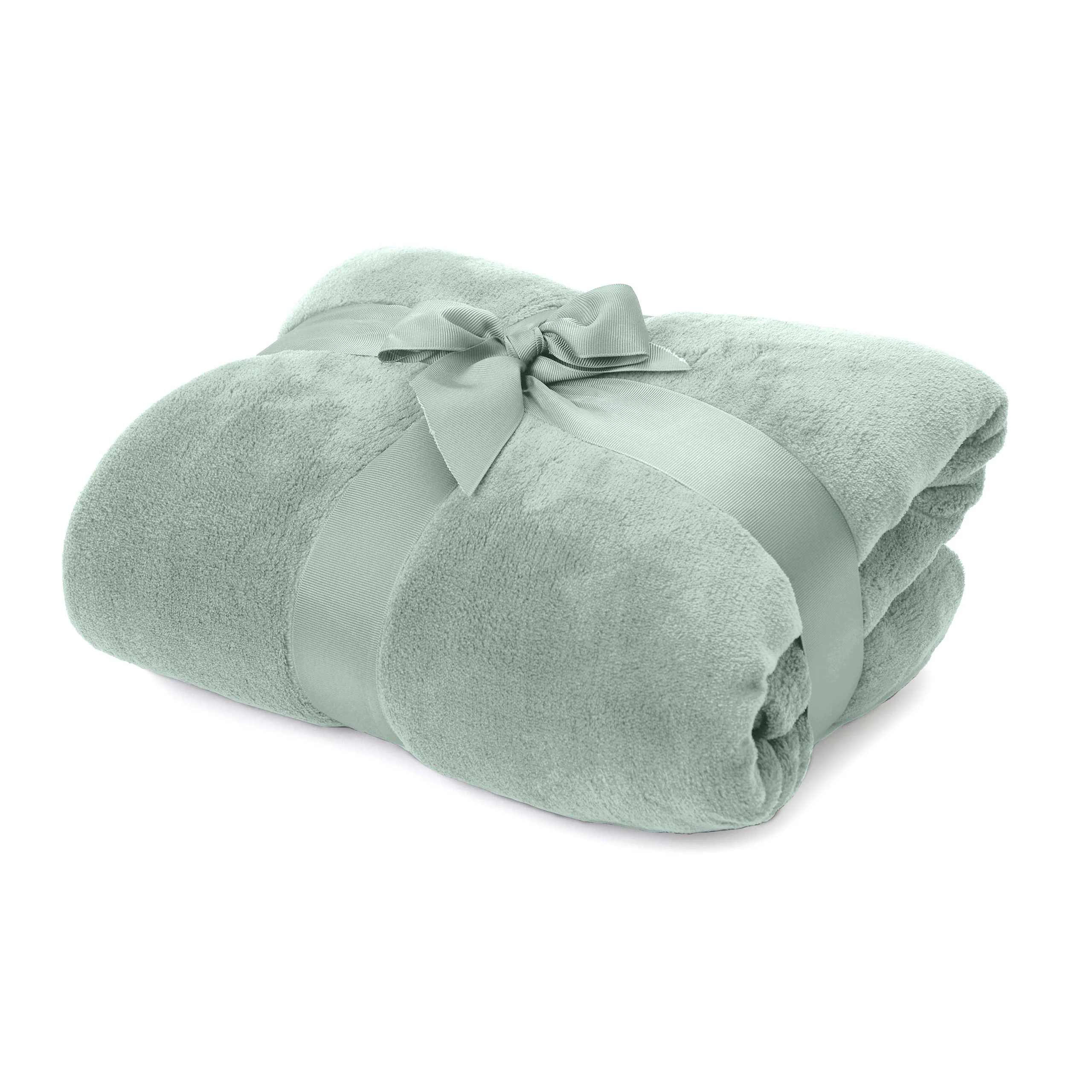 Kuscheldecke - 220x240 cm - Sofadecke & Tagesdecke - Aloegrün