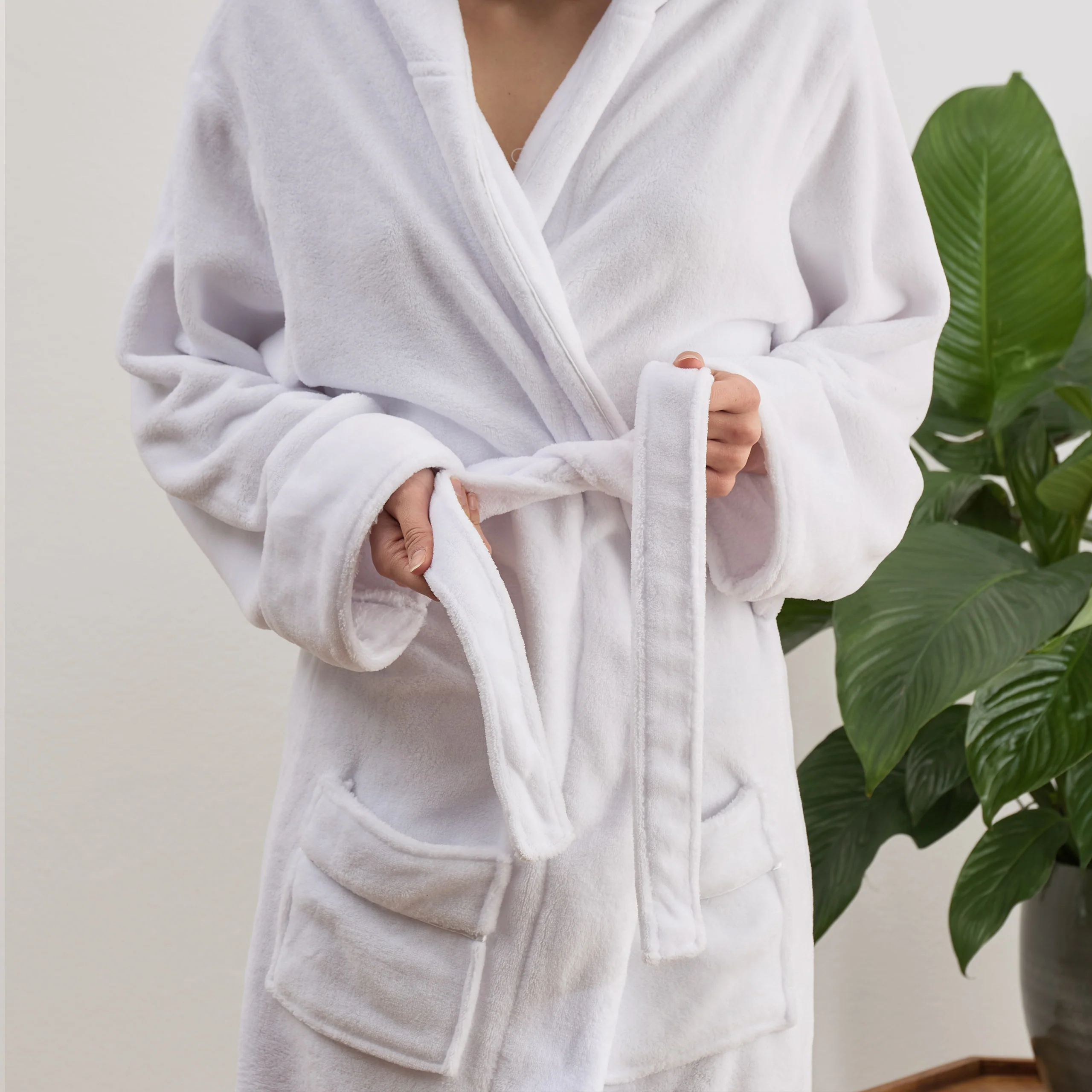 Luxury Mikrofaser Bademantel mit Kapuze für Damen und Herren - Weiß - Größe XXL - Image 4